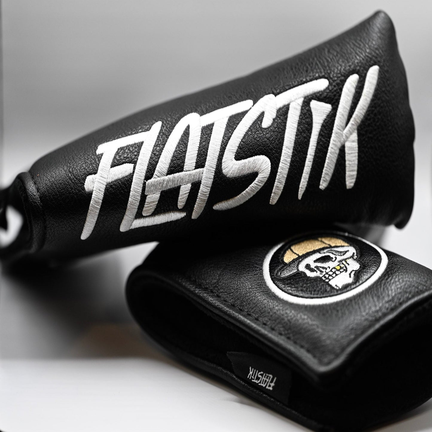 The Traditional Blade Putter Cover